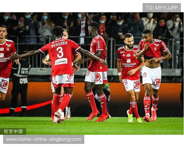 埃尔切用“集体防守+快传反击”打出惊人效果